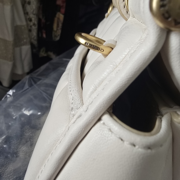 Timeless Coach Willis Limited Edition Handbag - Picture 15 of 16